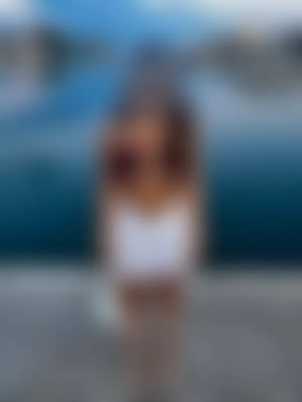 Alexandra, 39 y/o, Vancouver