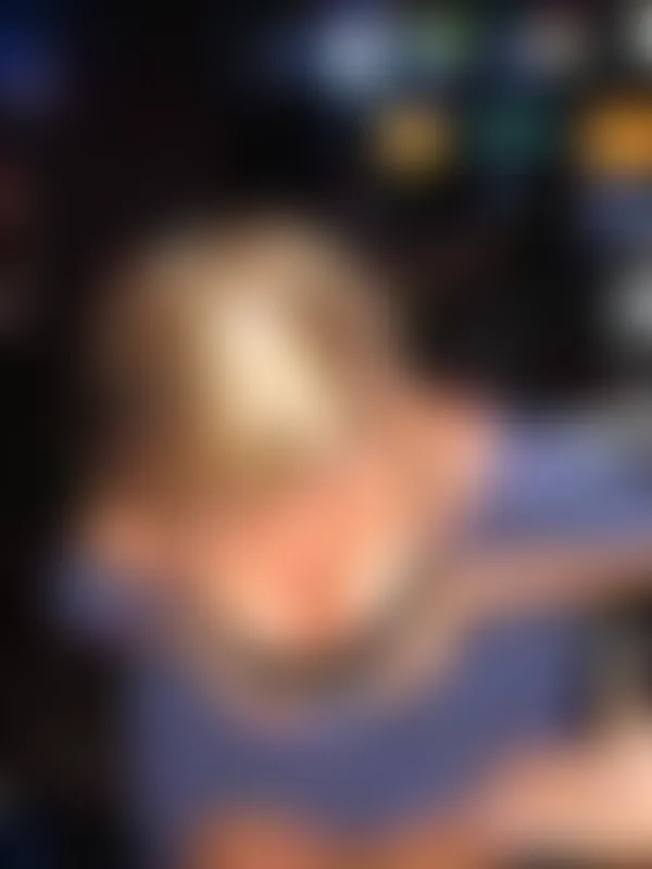 Shannon, 41 y/o, Vancouver