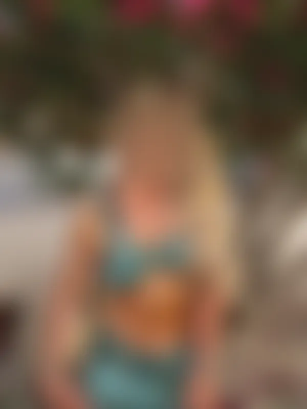 Tasha, 42 y/o, Vancouver